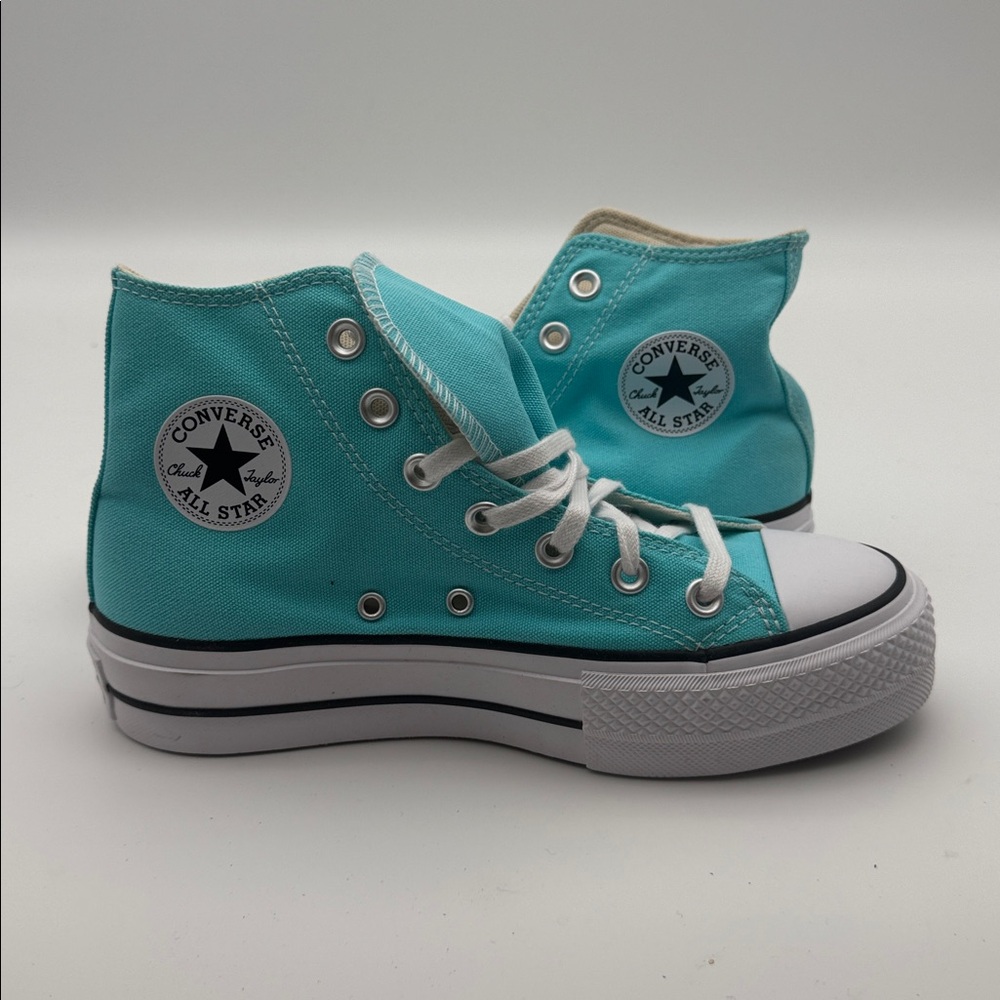 Converse Chuck Taylor All Star Sneaker Limited Edition, Women's - Picture 3 of 6
